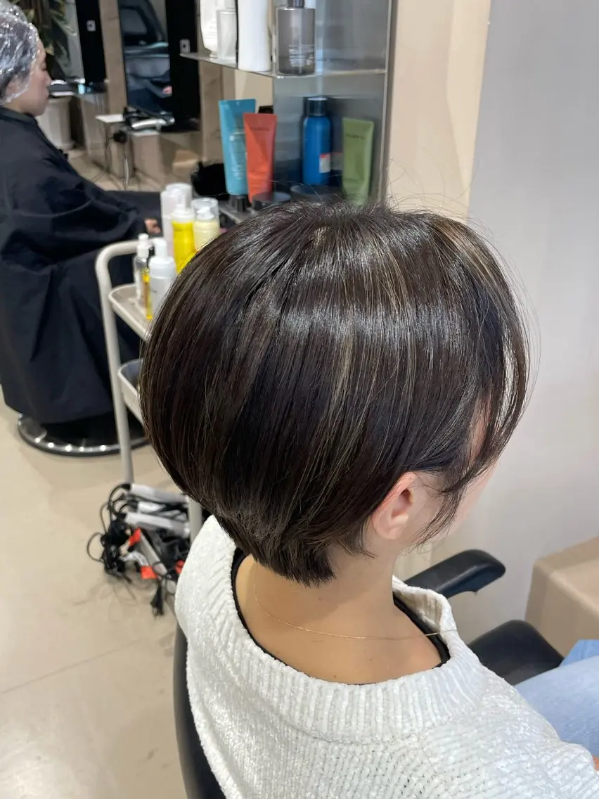 ショート 丸みショート ハイライト ショートヘア けいせい/横浜/ カラー、パーマ、縮毛のヘアスタイル