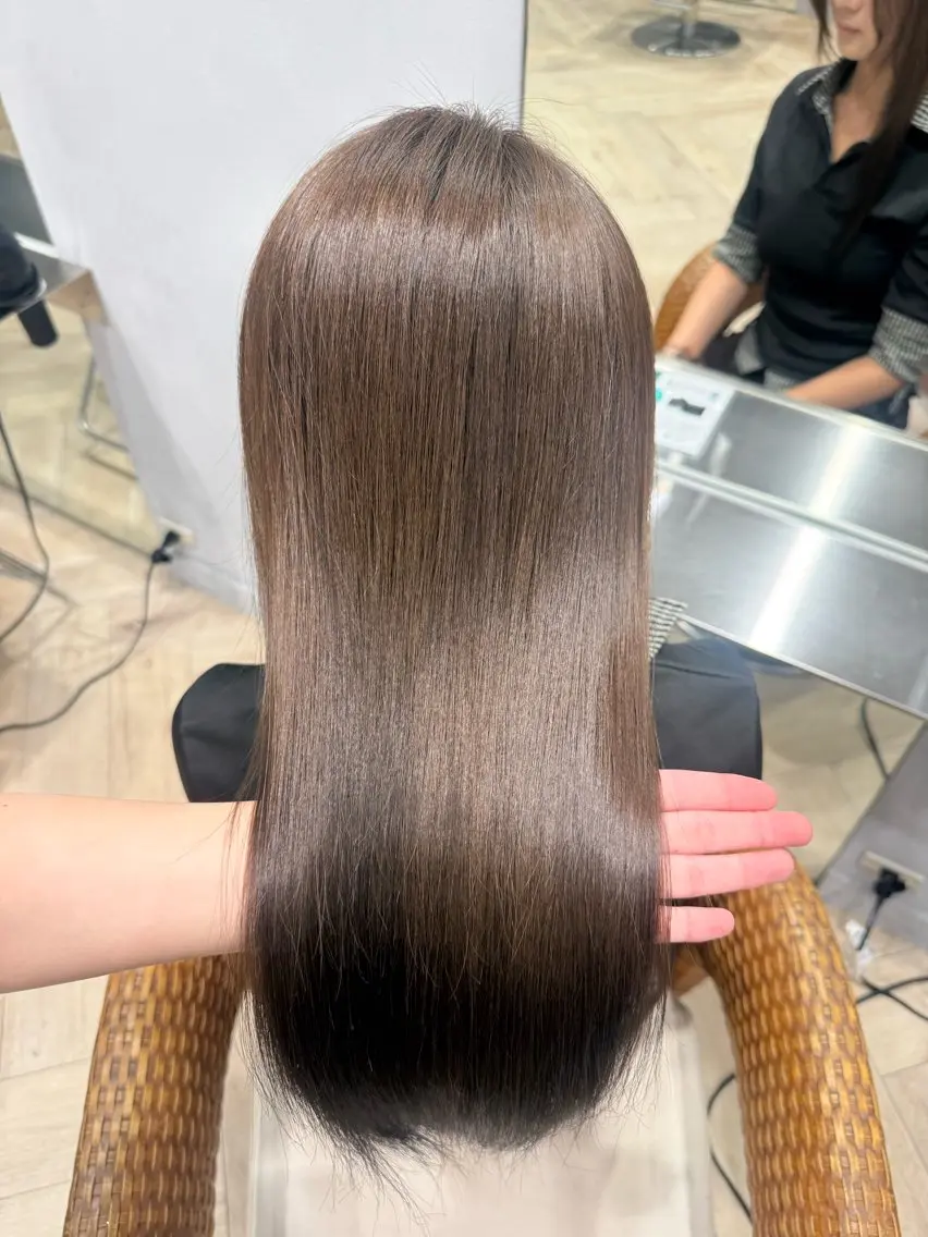 ロング カラー ヘアカラー トリートメント ヒジオカ リナのヘアスタイル