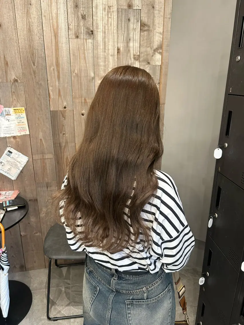 ロング カラー ベージュカラー ヘーゼル カット ヘアカラー トリートメント 艶髪/髪質改善 yukaのヘアスタイル
