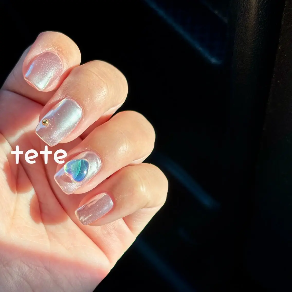 ネイル ミラーネイル tete __のネイルデザイン