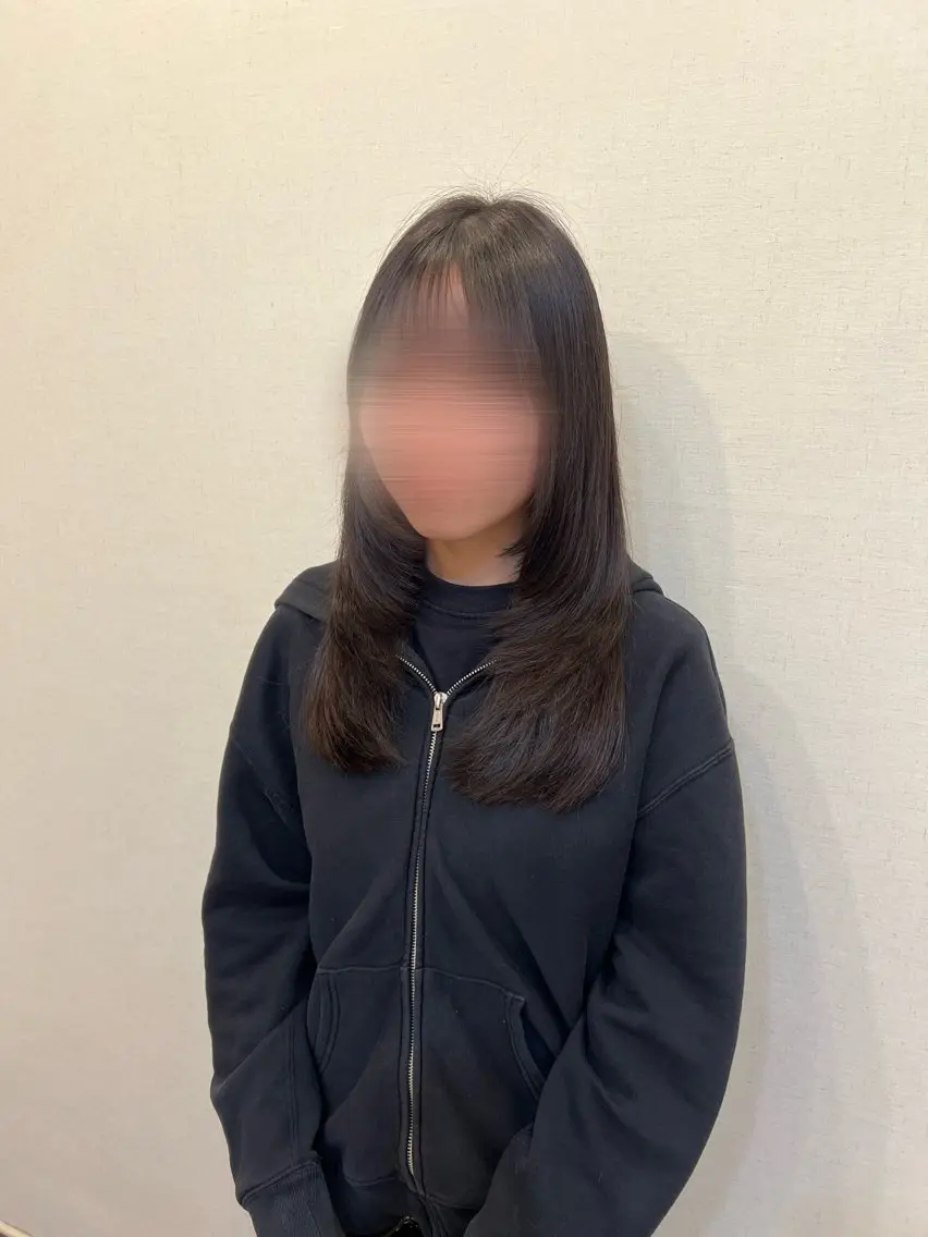 セミロング 本間 絵理奈‎のヘアスタイル