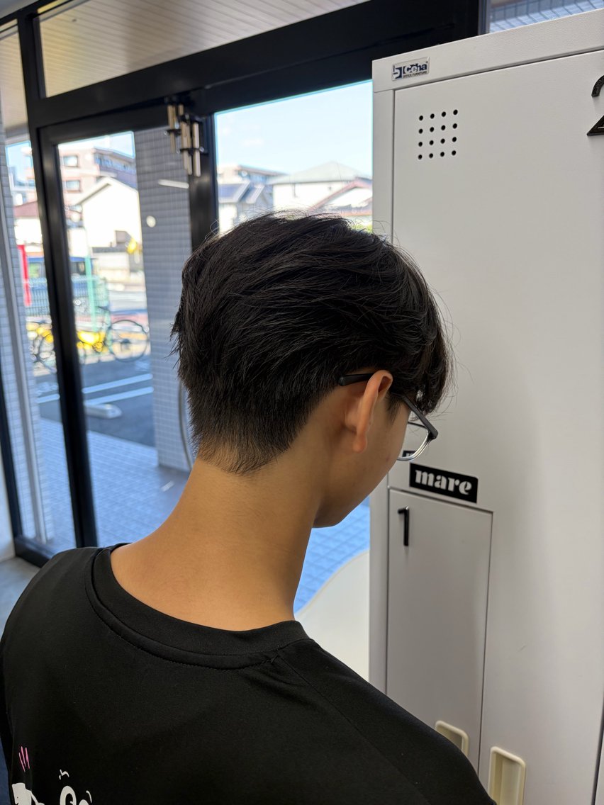 メンズ センターパート 横山 楓芽のヘアスタイル