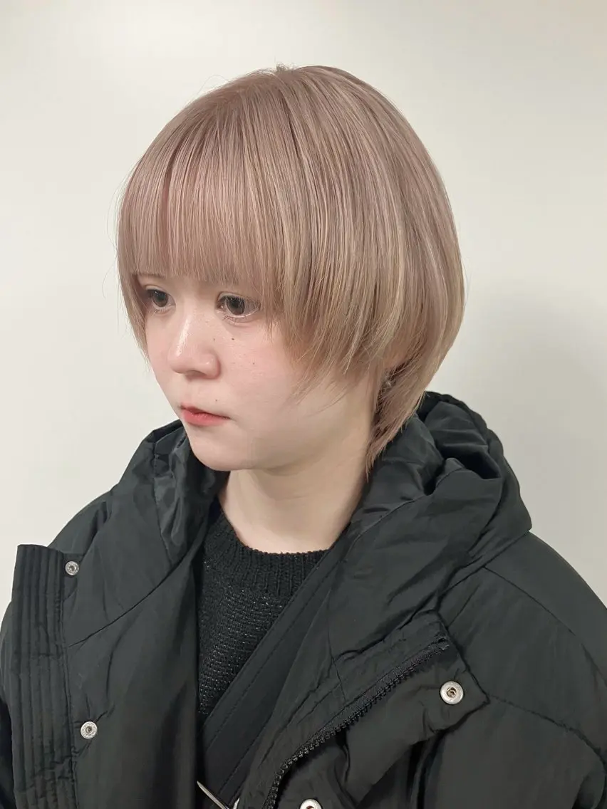 ショート ショートボブ ボブ レイヤーカット 似合わせカット ショートヘア fumika推しカラ ー/デザインカラーのヘアスタイル