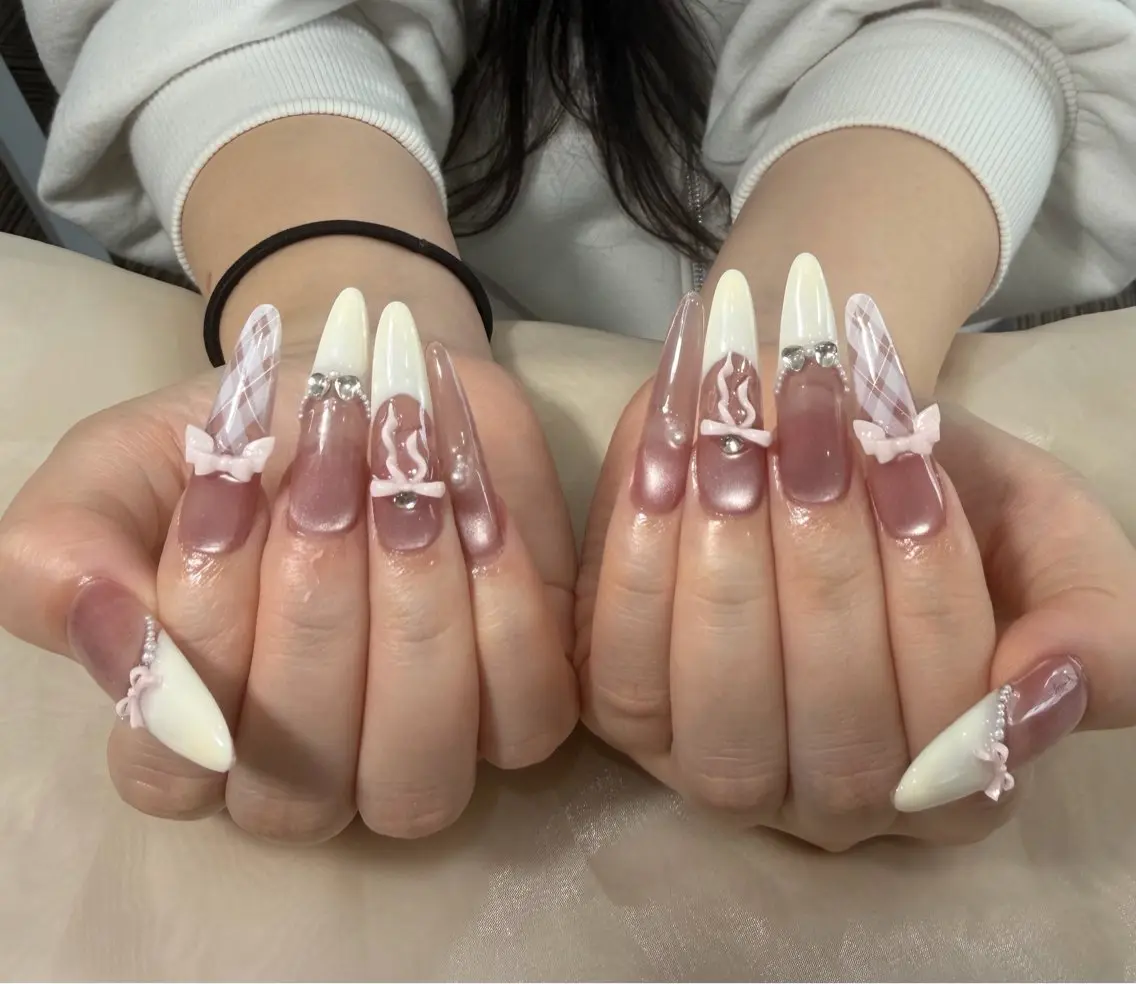 ネイル ハンドネイル WO MIAO💎のネイルデザイン