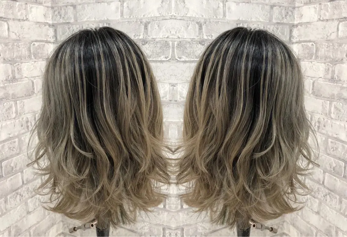 ミディアム カラー ヘアアレンジ グレージュ ヘアカラー トリートメント 秋山 幸太のヘアスタイル