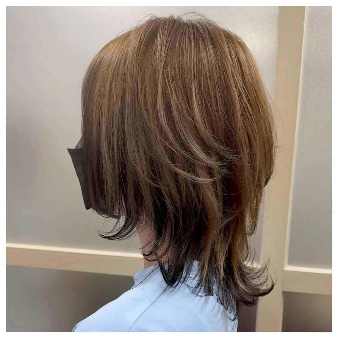 ショート カラー ウルフカット カット ヘアカラー トリートメント ショート・ハイトーン ズーキーのヘアスタイル