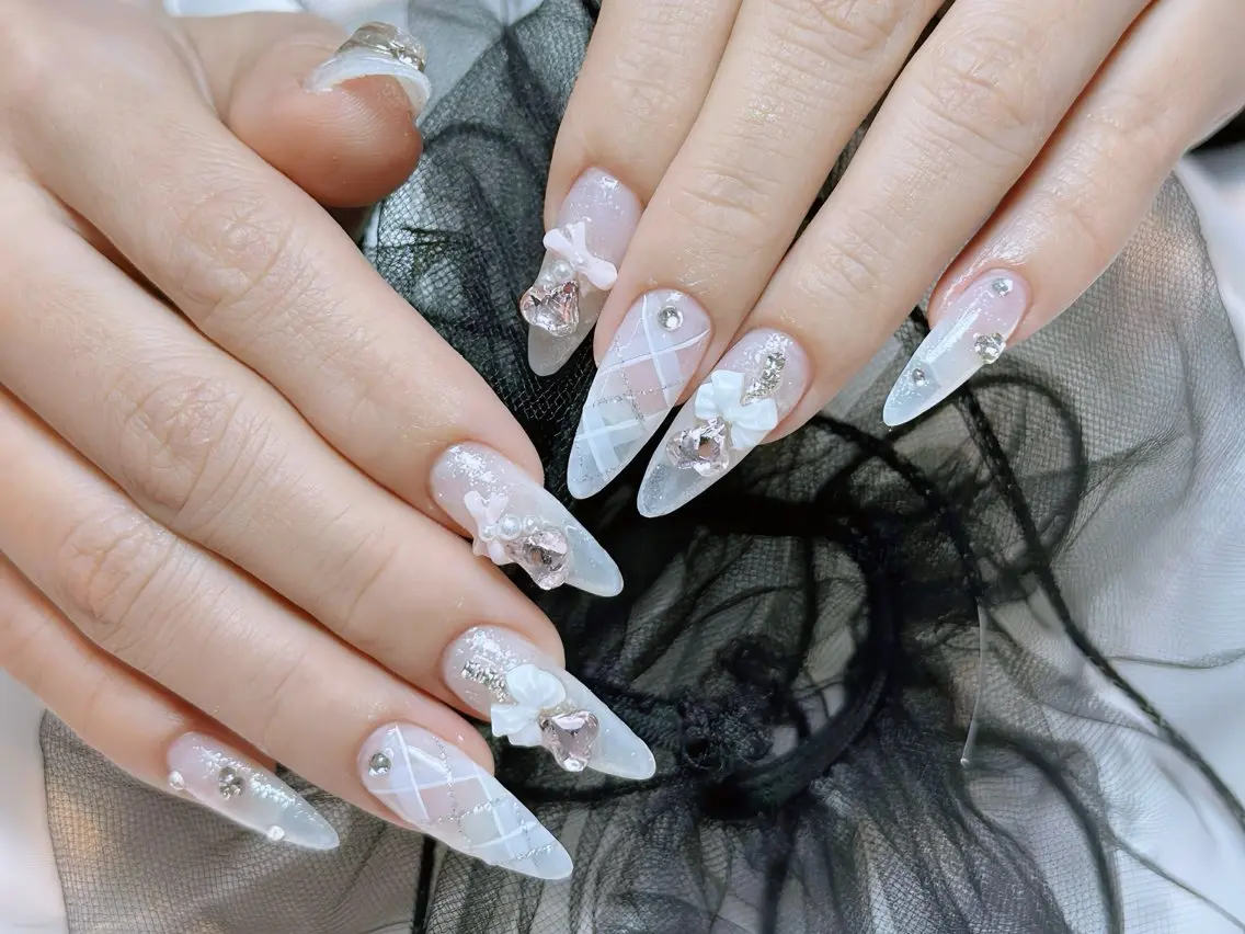 ネイル アートネイル ハロウィン ロングネイル スカルプネイル ネイルチップ Rin Nail 新大久保店のネイルデザイン