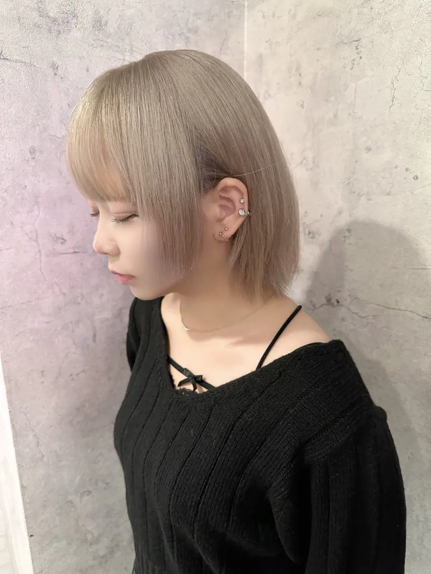 ミディアム ヘアカラー トリートメント レイヤー/ウルフ ハイトーンhiroのヘアスタイル