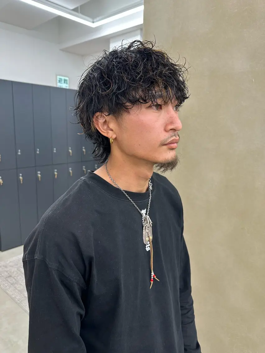 ショート パーマ メンズ 波巻きパーマ メンズウルフカット ウルフカット 名古屋/ショート /縮毛矯正のヘアスタイル
