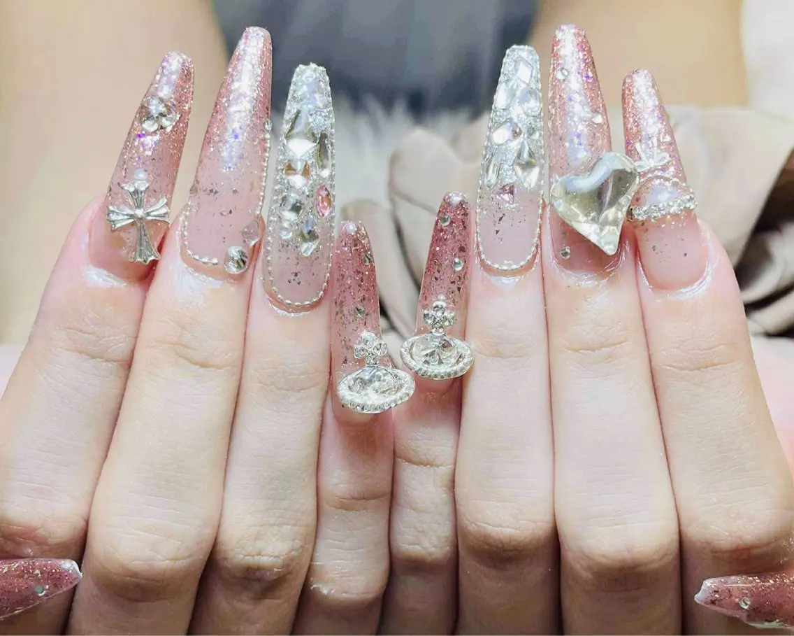 ネイル チークネイル 長さ出し フットネイル 韓国ネイル マグネットネイル ハンドネイル ハンドケア AN NAIL _HOAのネイルデザイン