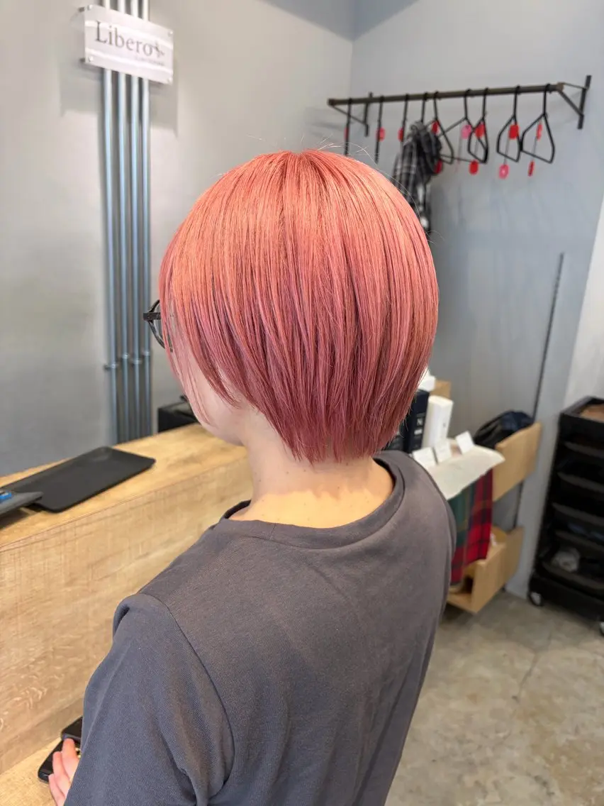 ショート カラー ピンクカラー カット ヘアカラー 🐾Libero🐾 柏　KONOMIのヘアスタイル