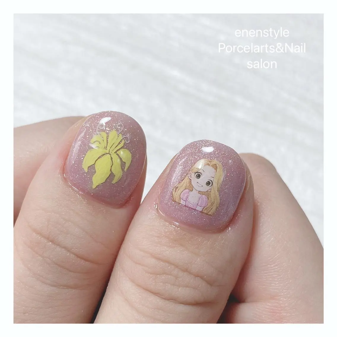 ミディアム ネイル 🐾enen style 🐾のネイルデザイン