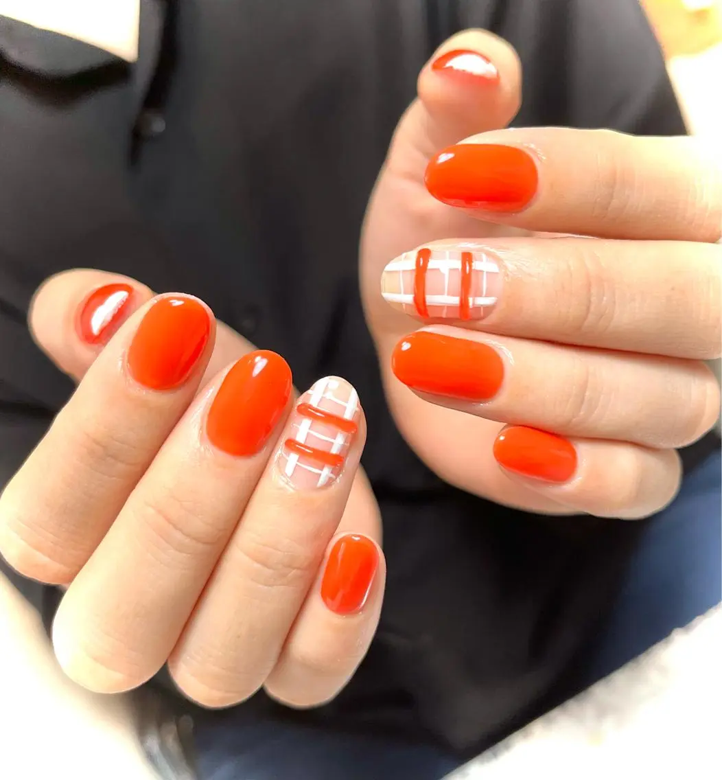 ネイル 成人式 ジェルネイル キラキラネイル 韓国ネイル パラジェル nails' it...のネイルデザイン