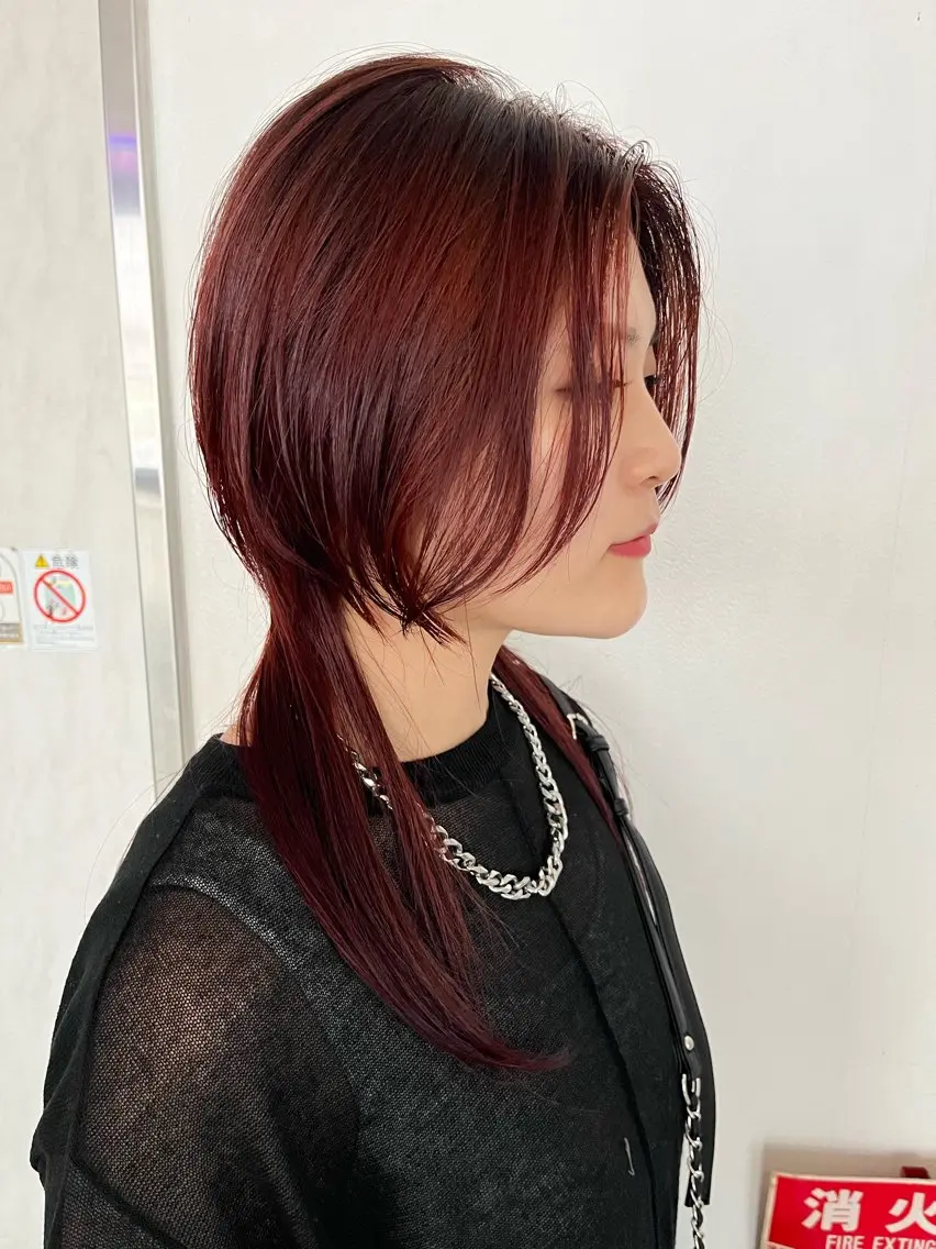 カラー レッドカラー UMM daichi メンズパーマのヘアスタイル