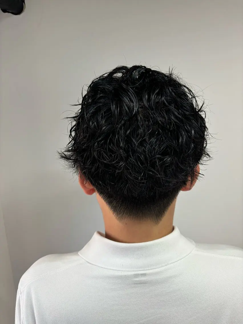 ショート パーマ メンズ カット パーマ 伊藤 那月のヘアスタイル