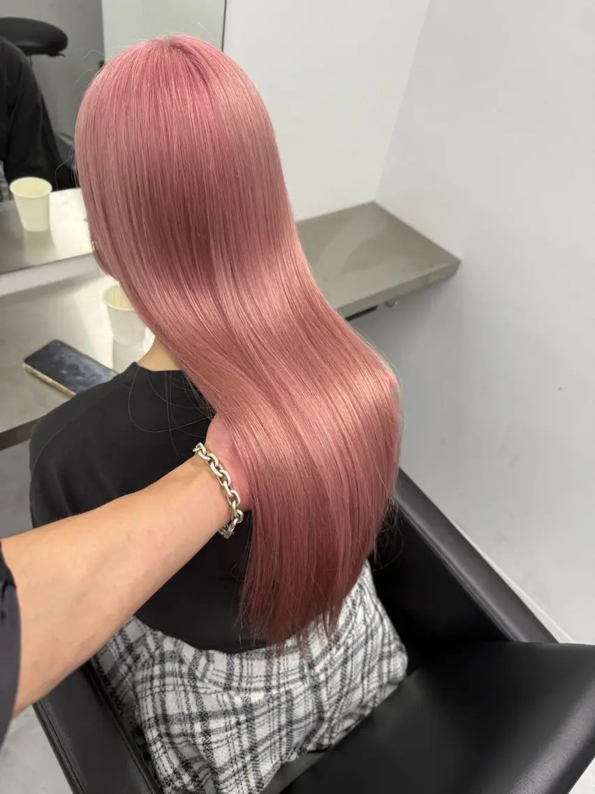 ロング カラー ピンク🎀/ベージ ュ🧸🥞/ユウキのヘアスタイル