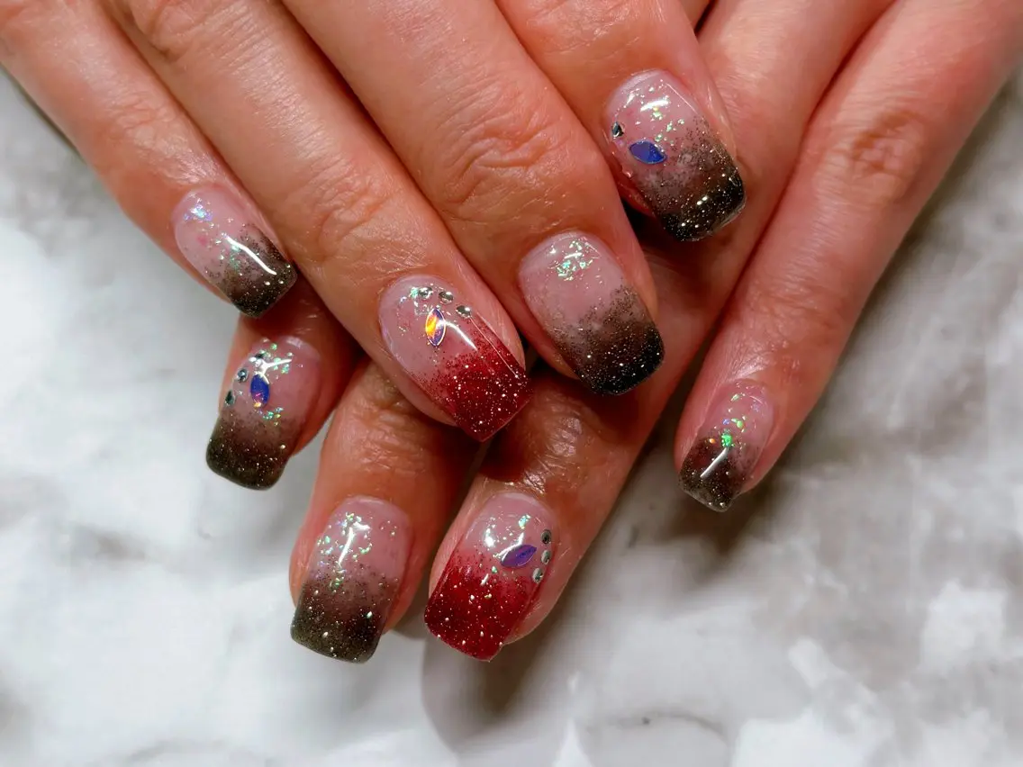 ネイル フラッシュネイル グラデーション ハンドネイル Lani🌈Nail Konatsuのネイルデザイン