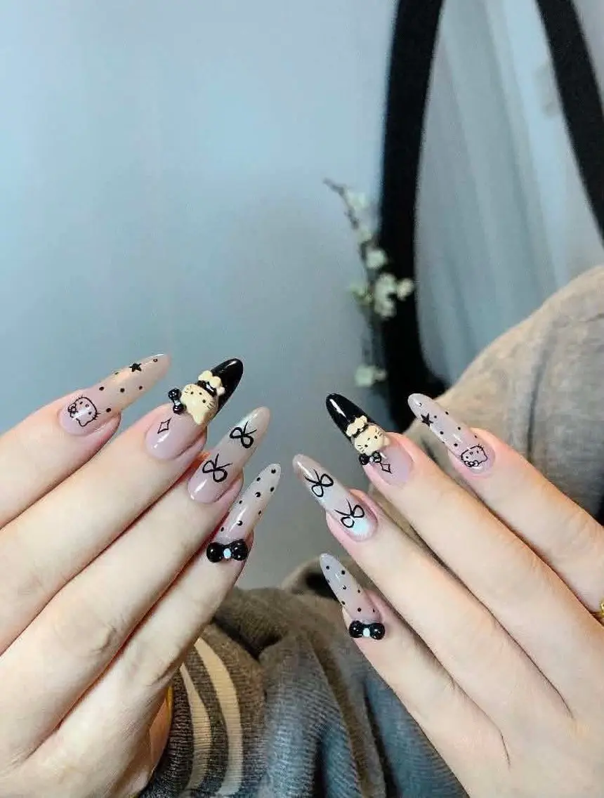 ネイル ガーリー キラキラネイル 韓国ネイル ロングネイル シンプルネイル ハンドネイル Genie Mika Nailsのネイルデザイン