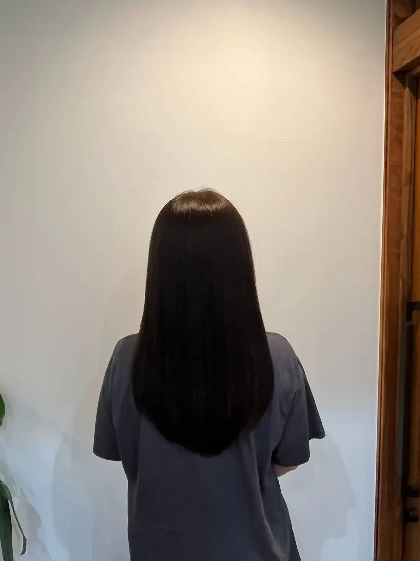 セミロング カラー カット トリートメント 金岡 碧のヘアスタイル