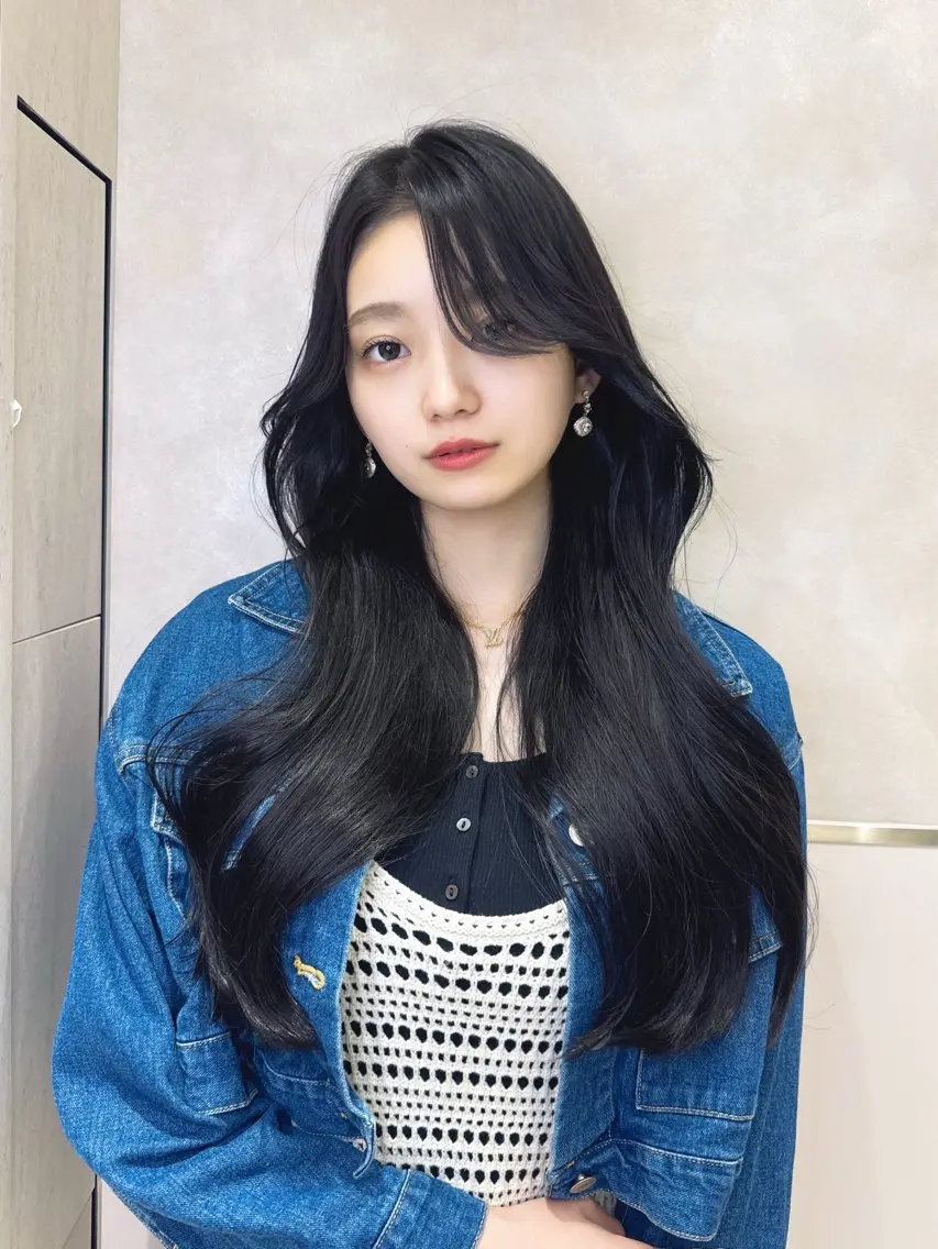 ロング カラー カット ヘアカラー トリートメント ヘッドスパ ヘアセット 韓国ヘア/レイヤー/ 顔まわり/りょーとのヘアスタイル