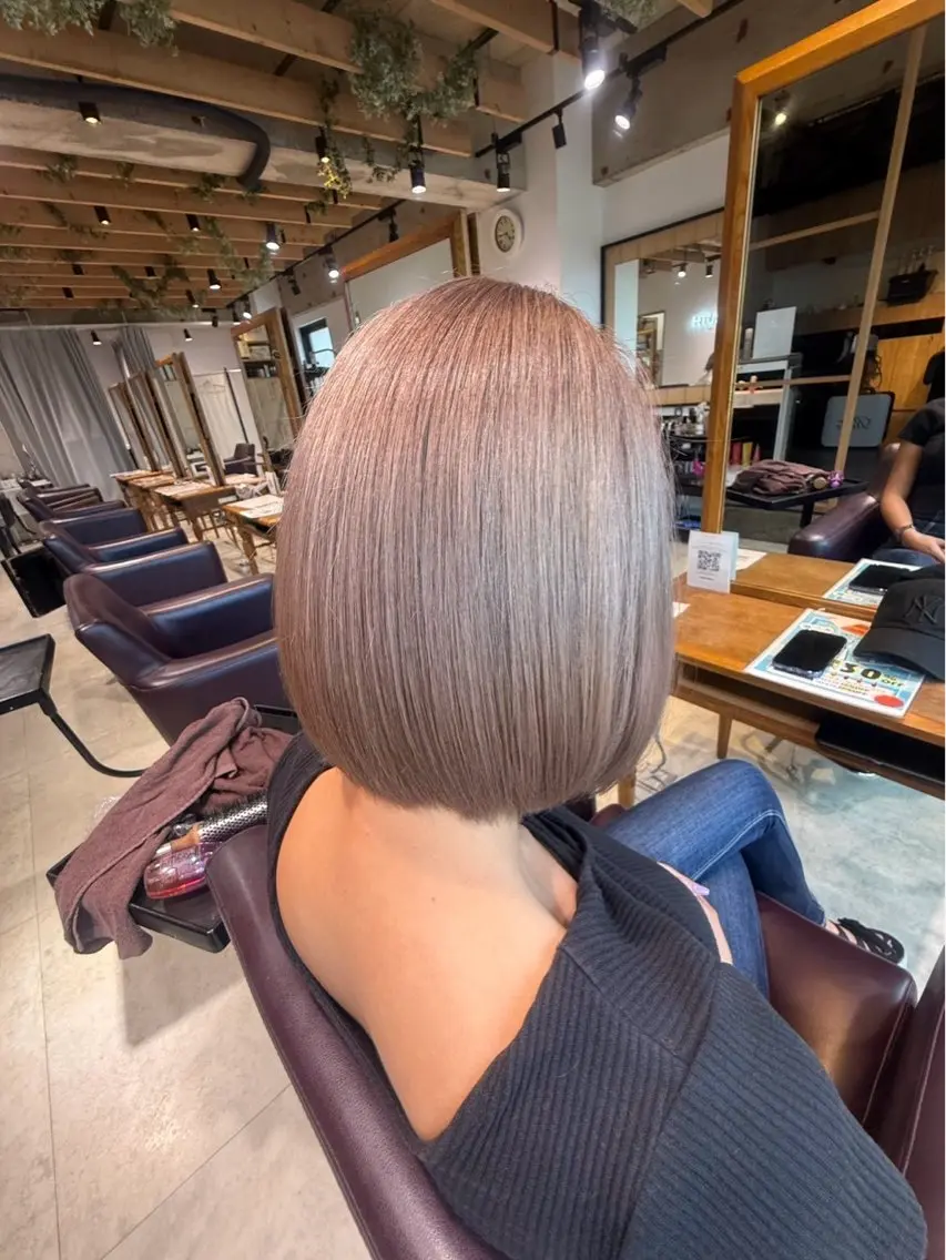 🌀人気𝐍𝐨.𝟐🌀カット＋ブリーチ＋透明感カラーの写真