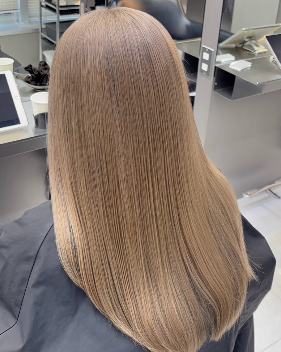 カラー iki shihoのヘアスタイル