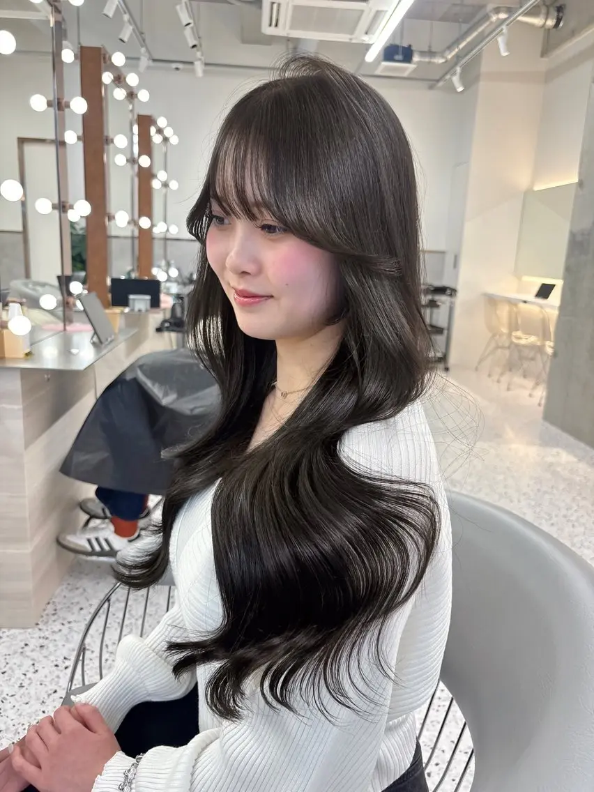ロング カラー グレージュ ヘアカラー 🍒ブリーチなしカラ ー／Sakura🍒のヘアスタイル