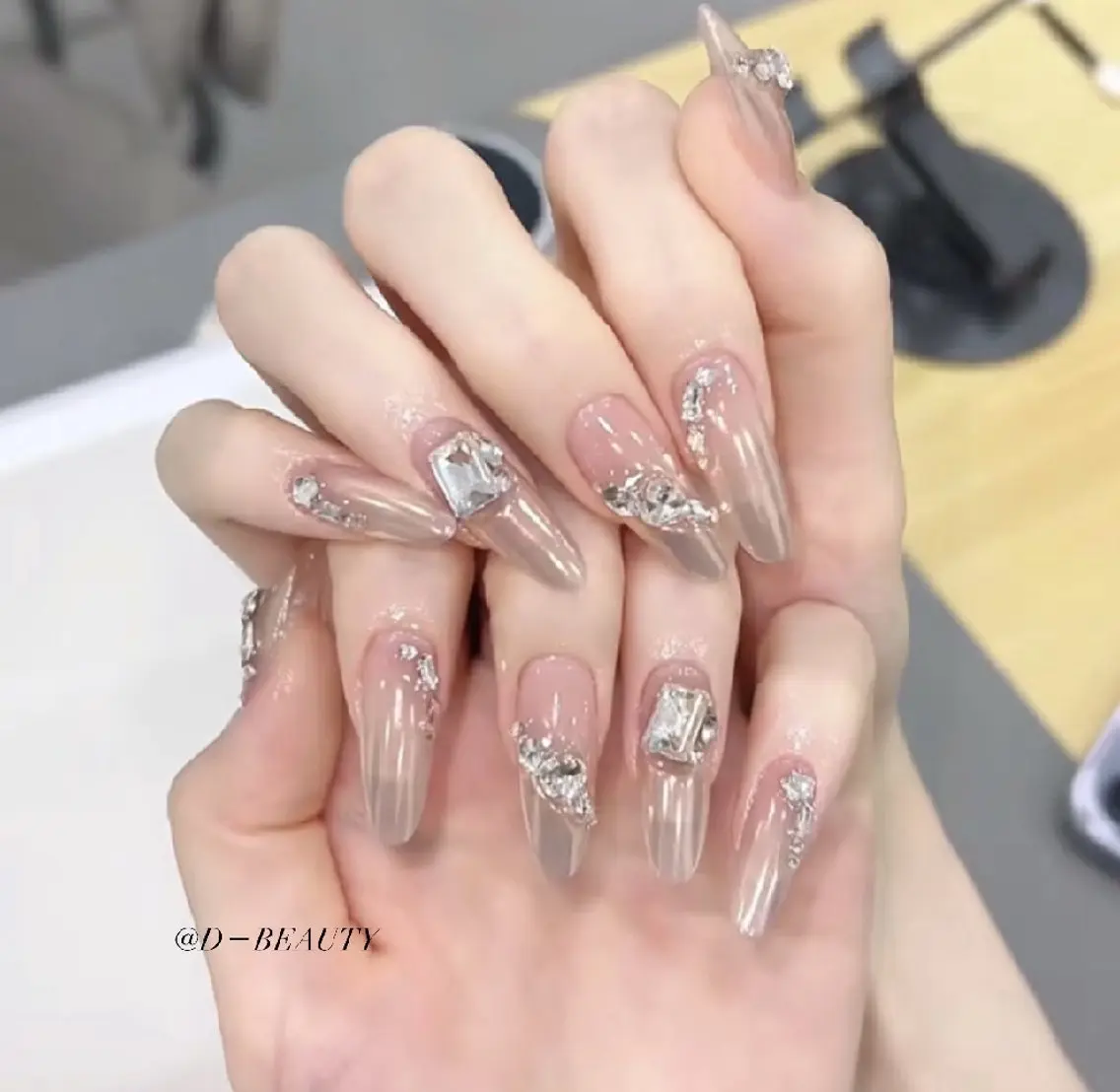 ネイル ハンドネイル スカルプ専門店 D-Beautyのネイルデザイン