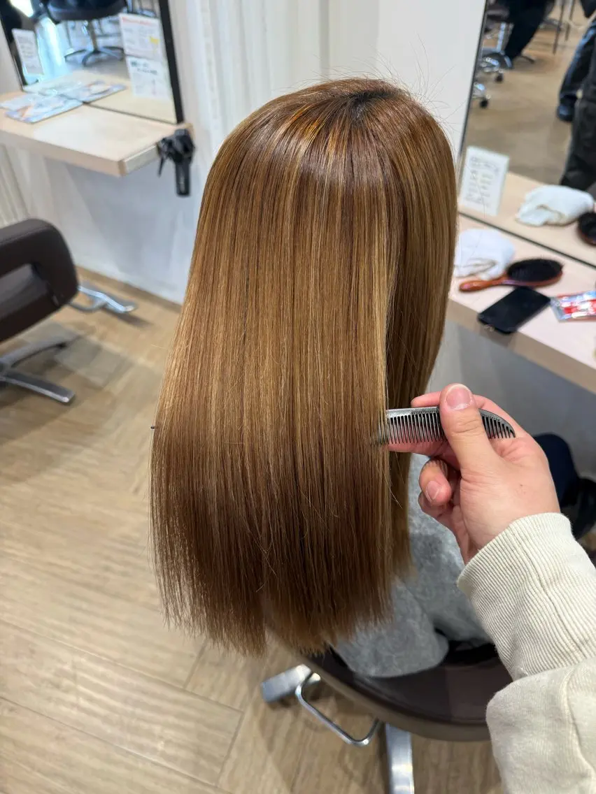 セミロング カット 縮毛矯正 【似合わせ】 藤原 拓徒のヘアスタイル