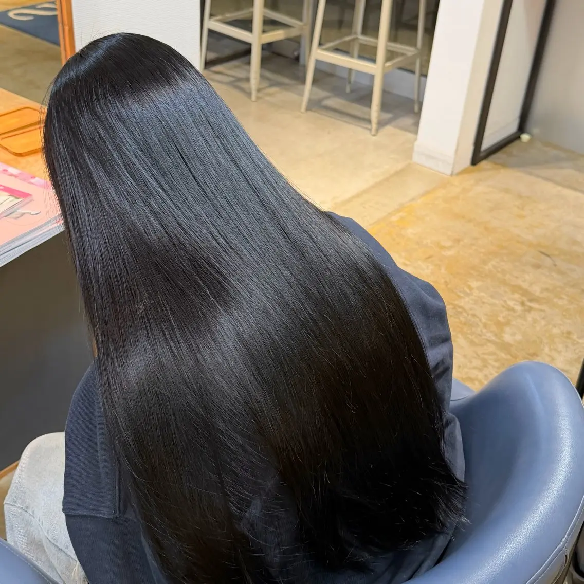 ロング カラー さとう あづみのヘアスタイル