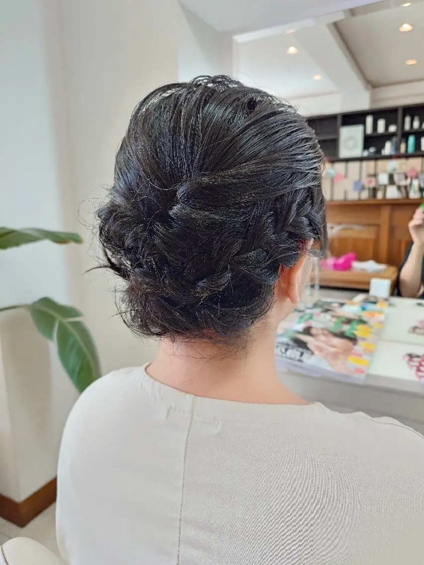 ミディアム ヘアアレンジ ヘアセット ｷﾝｼﾞｮｳ ｴﾅﾐのヘアスタイル