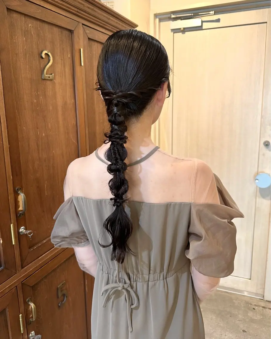 ロング カラー ヘアアレンジ ベージュカラー ブリーチ ブラウンカラー ケアブリーチ グレージュ ヘアセット カットモデル募集中 ／HARUKA🎀のヘアスタイル