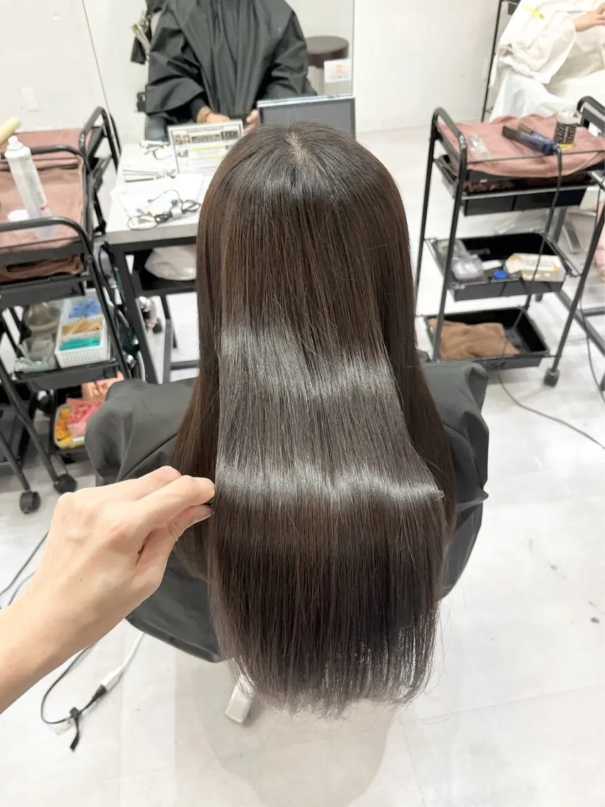 【ミニモ学割24歳以下限定🧑‍🎓】ブリーチ無しカラー💘¥9900→¥3300の写真