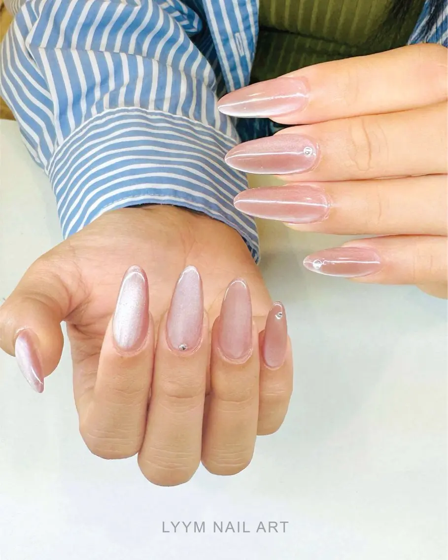 ネイル 韓国ネイル オフィスネイル シンプルネイル ストーンネイル LYYM Salonのネイルデザイン