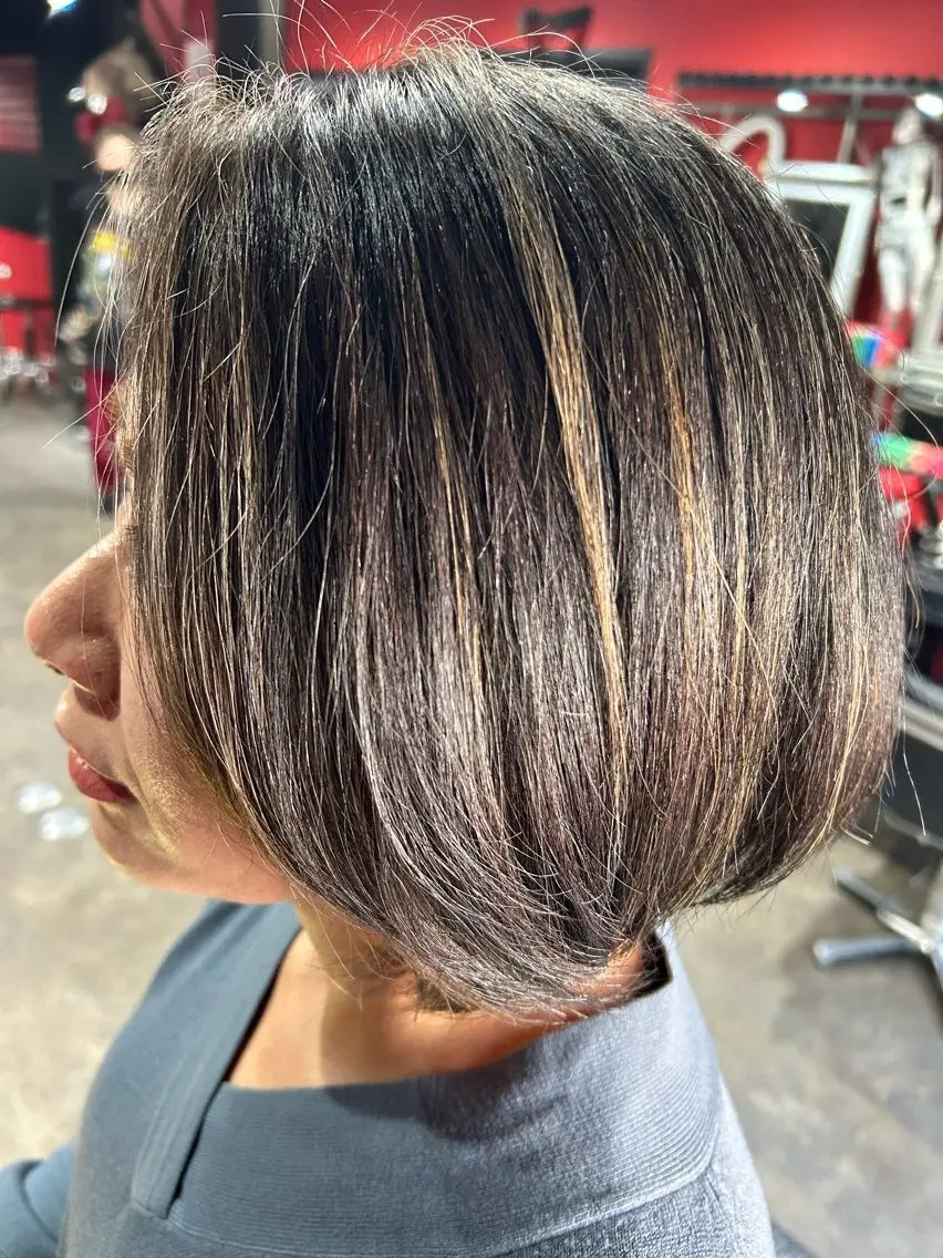 カラー ハイライトカラー SLIME Seiのヘアスタイル