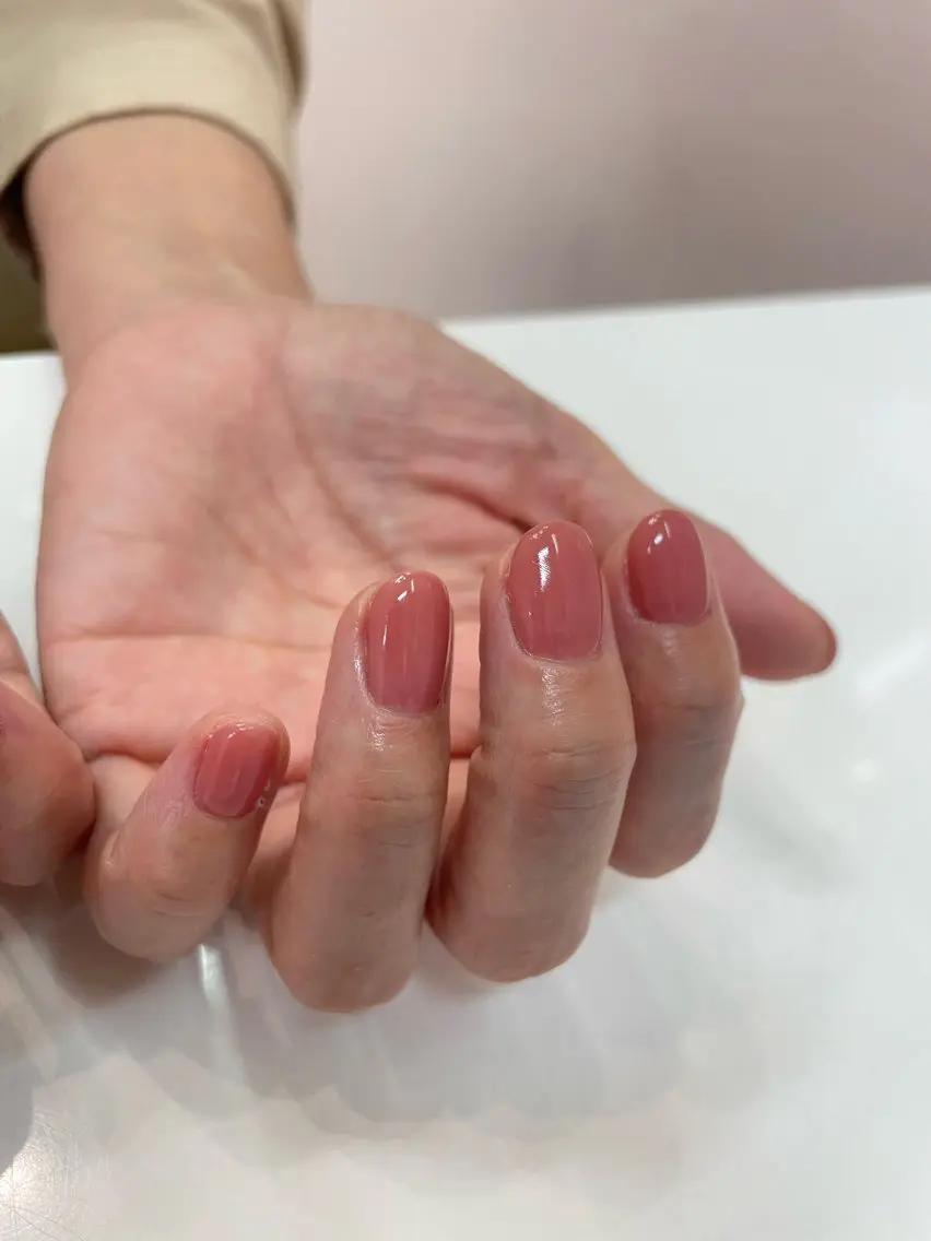 ネイル オフィスネイル シンプルネイル 爪のお手入れサロン GIFT 永田理恵のネイルデザイン