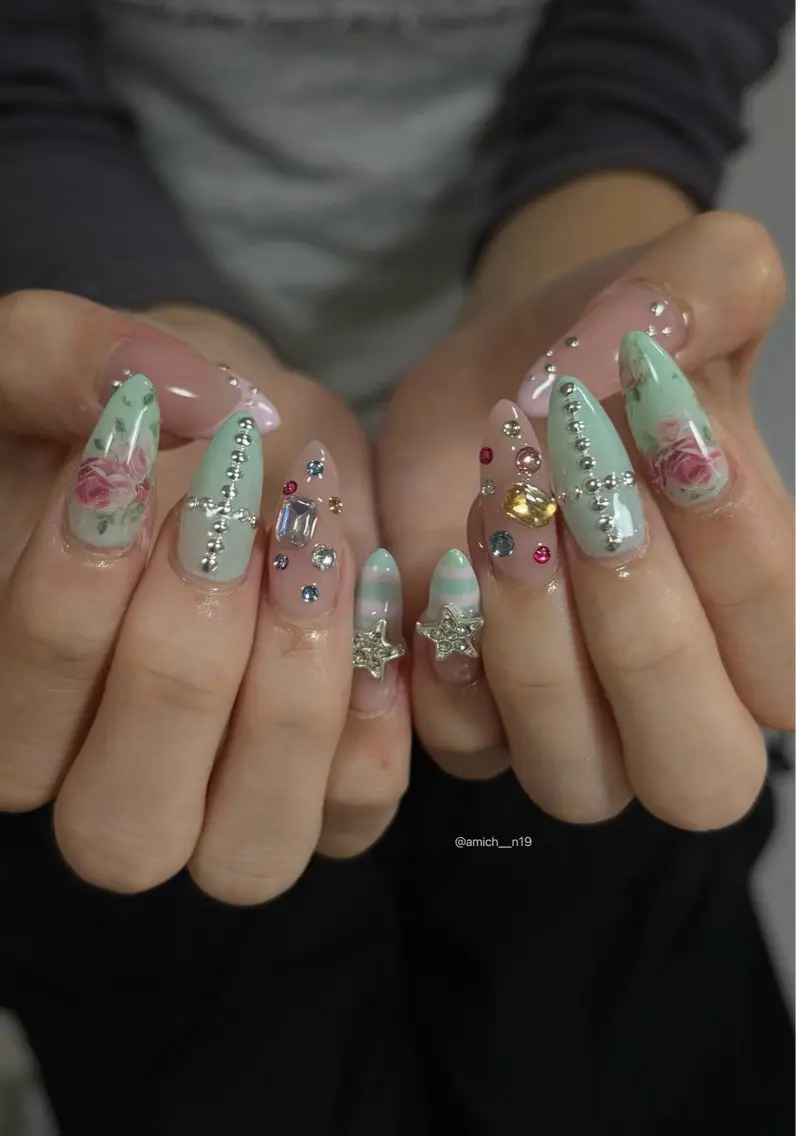 ネイル ハンドネイル ayumi ✩.*˚のネイルデザイン