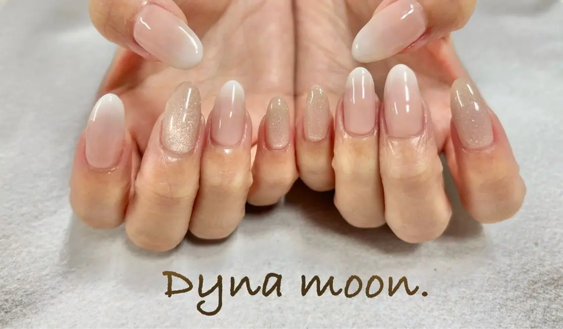 ネイル Dyna moon.のネイルデザイン