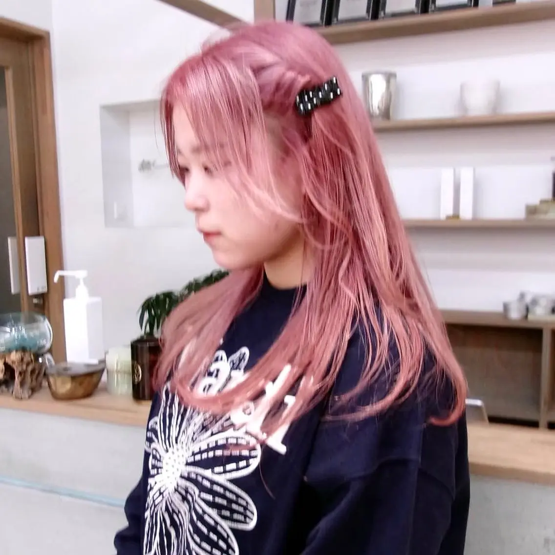 セミロング yuna🎀 ピンク・ラベンダーのヘアスタイル