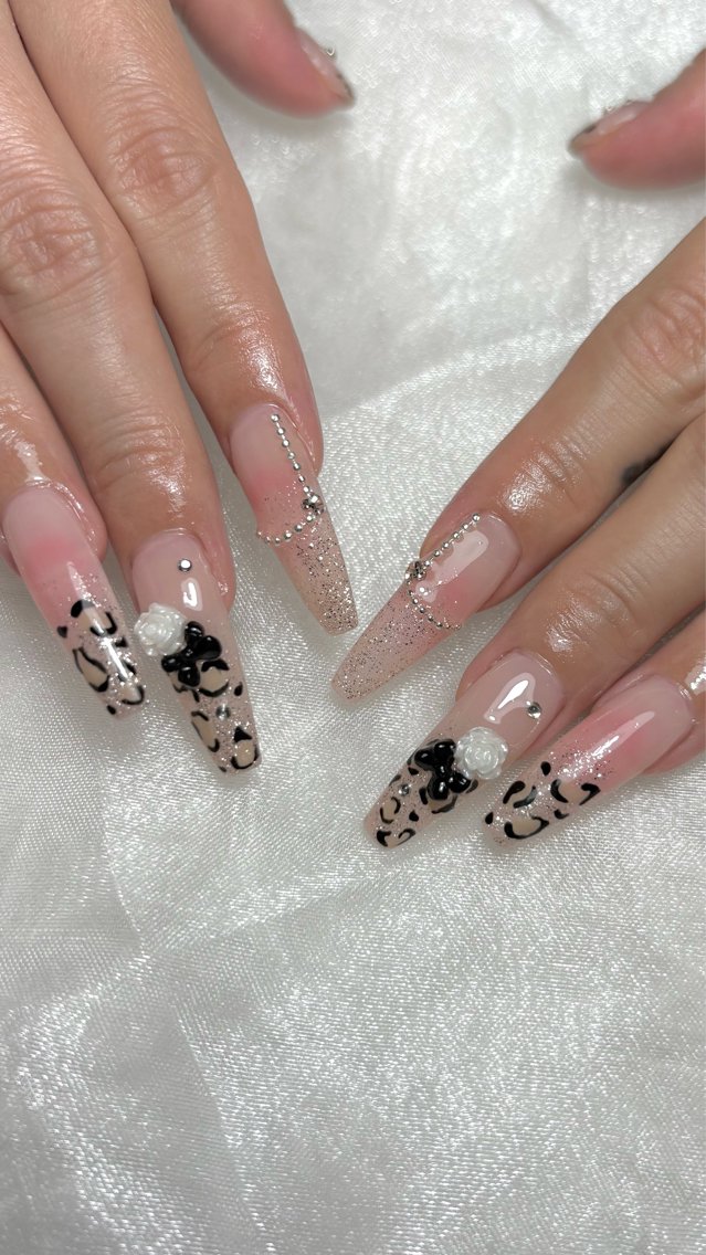 ネイル ハンドネイル nail salon Anela🪽🫧のネイルデザイン