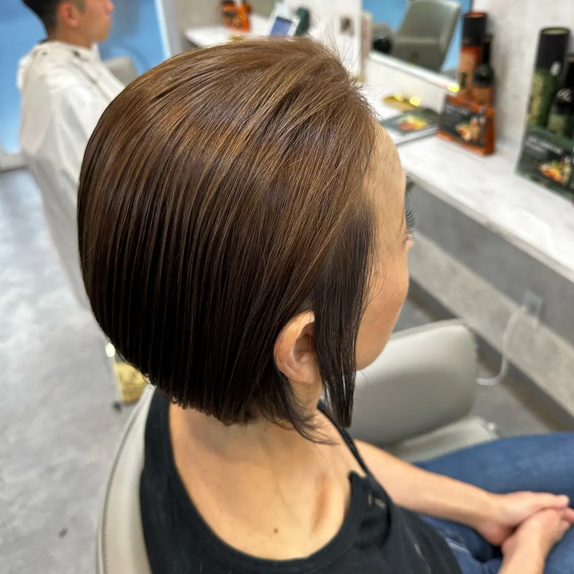 ショート ヘアカラー 粟野 裕稀のヘアスタイル