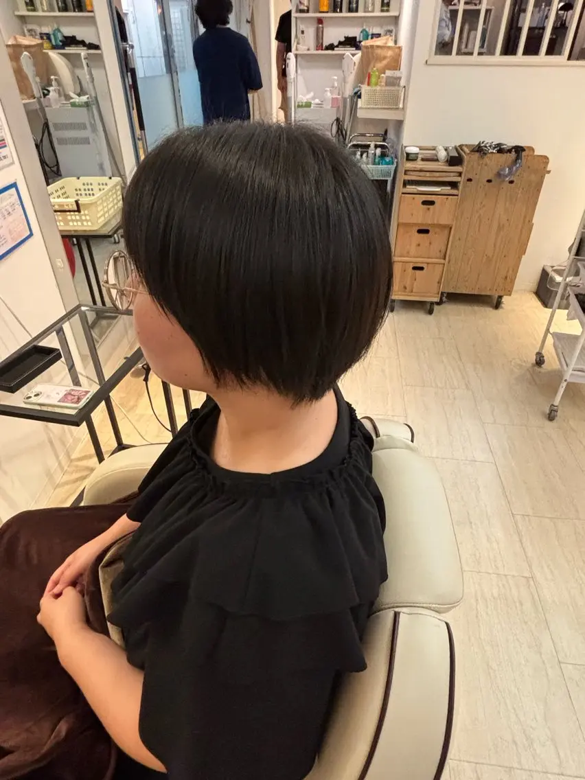 ショート カット lachiq R+ カイトのヘアスタイル