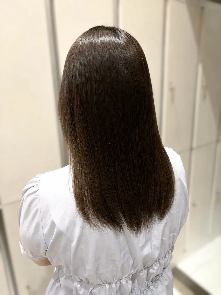 カラー グレージュ オリーブグレージュ オリーブグレー Kanna / Boss𝜗𝜚のヘアスタイル