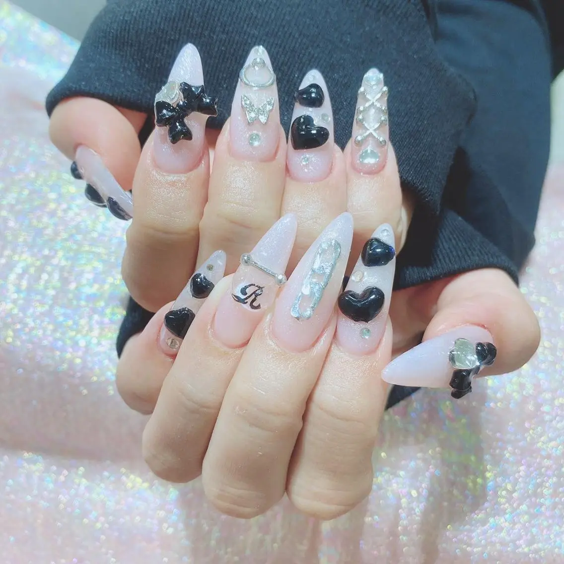 ネイル ハンドネイル Queen‘s なんのネイルデザイン