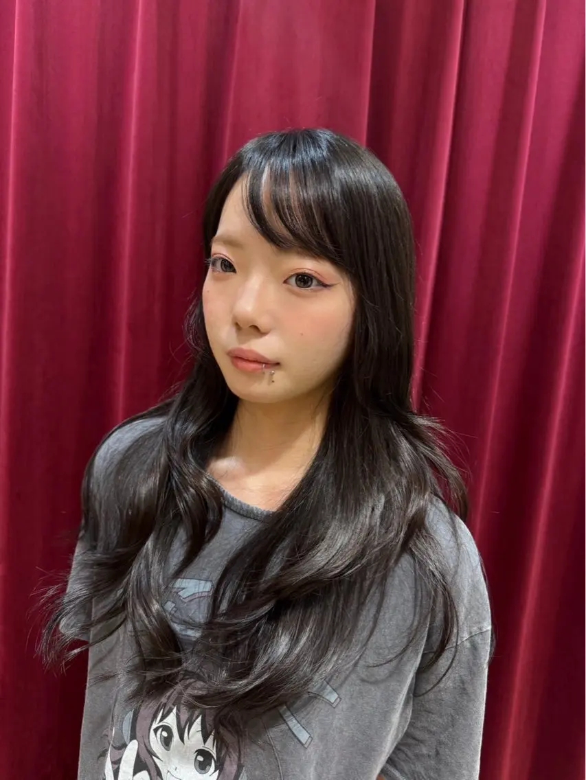 ロング 鶴見/星野 夏輝のヘアスタイル