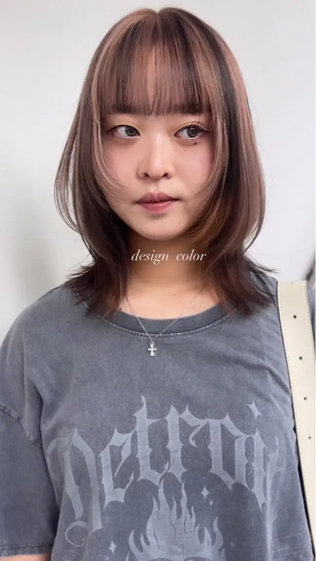 ミディアム ヘアカラー ブリーチ透明感カラー /レイヤー👗しずかのヘアスタイル