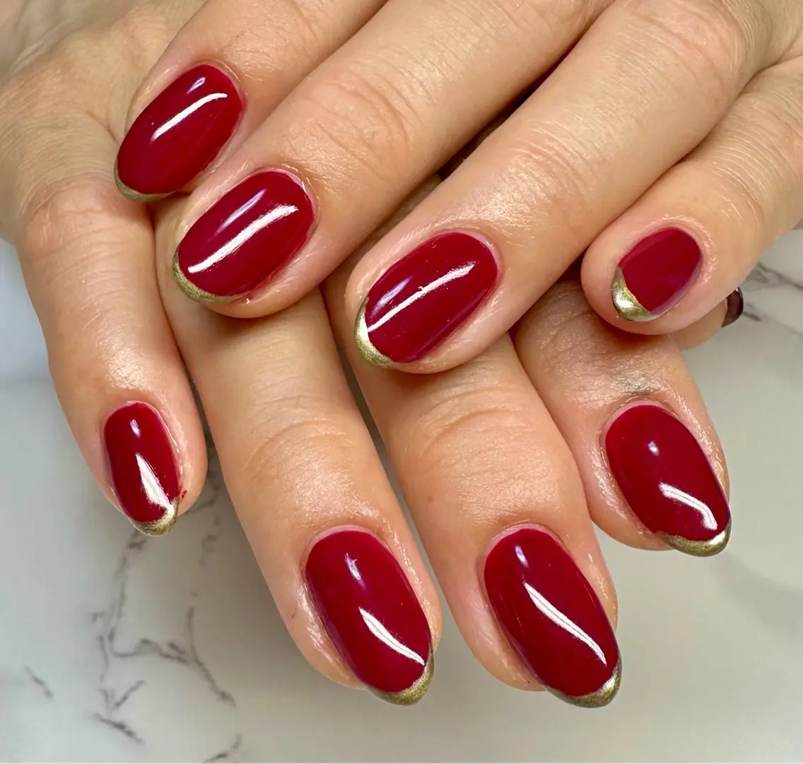 ネイル ボルドー ハロウィン キラキラネイル マグネットネイル ミラーネイル Mai’s nailのネイルデザイン