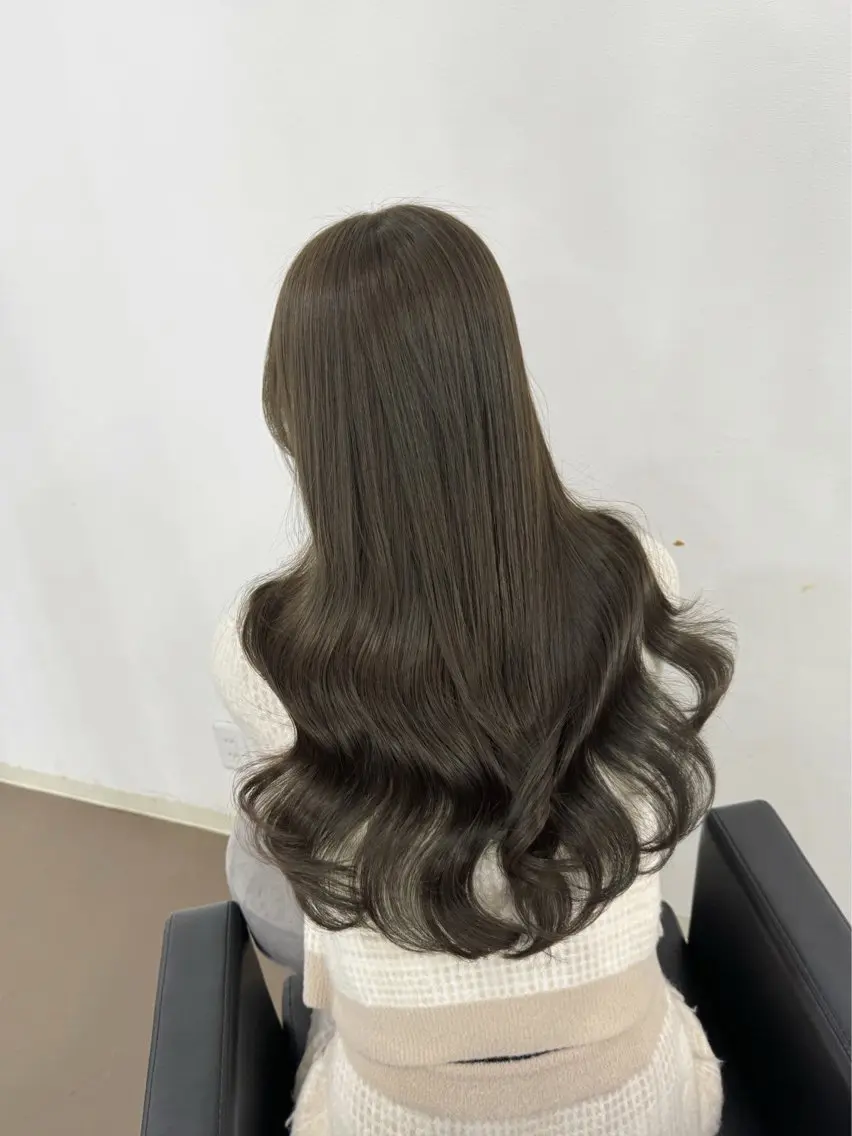セミロング 【ioe岡本】🐶 向井歩のヘアスタイル