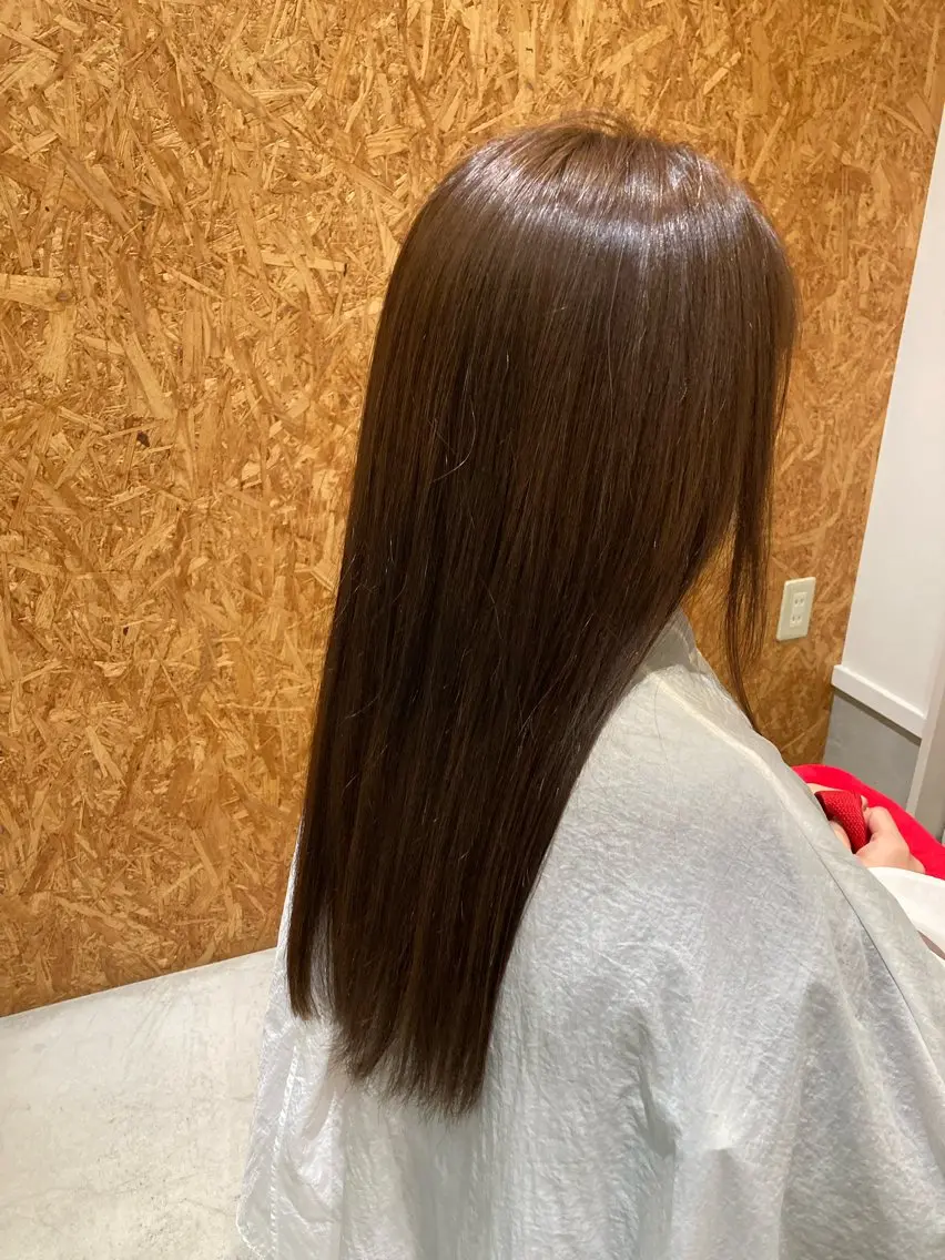 ロング トリートメント ヘアカラー 折本 沙織のヘアスタイル