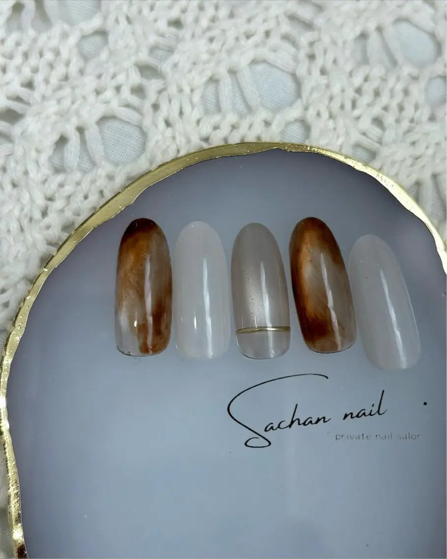 ネイル マグネットネイル ニュアンスネイル Sukegawa Satsukiのネイルデザイン